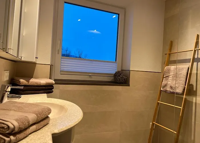 Haus Schreder * ザールフェルデン・アム・シュタイナーネン・メアー